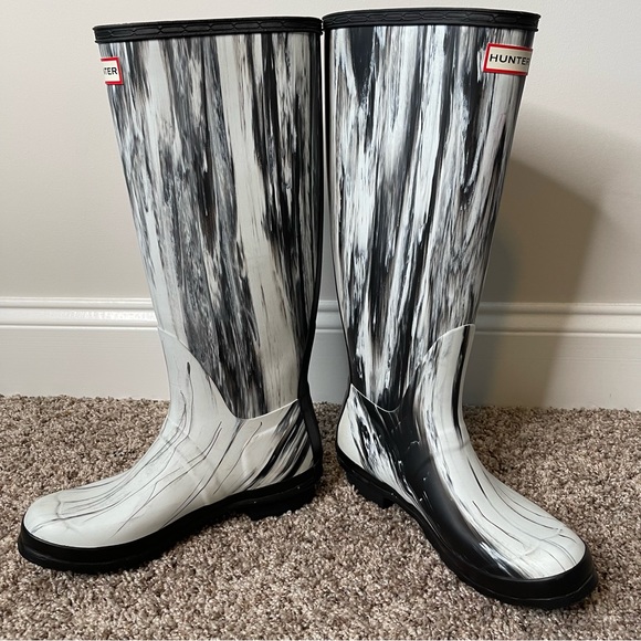 Hunter Limited Edition Original Nightfall Black/White Tall Rain Boots Size 9 - Picture 7 of 10